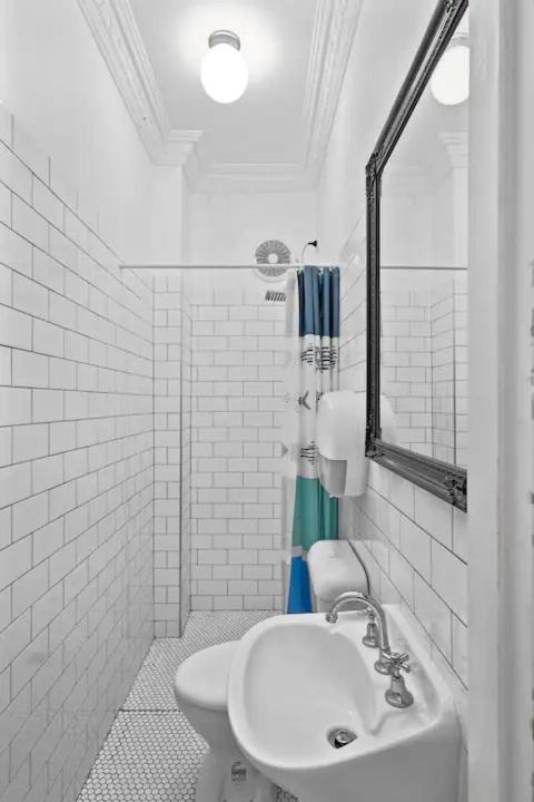 Venus By The Harbour Budget Hotel Sydney Luaran gambar